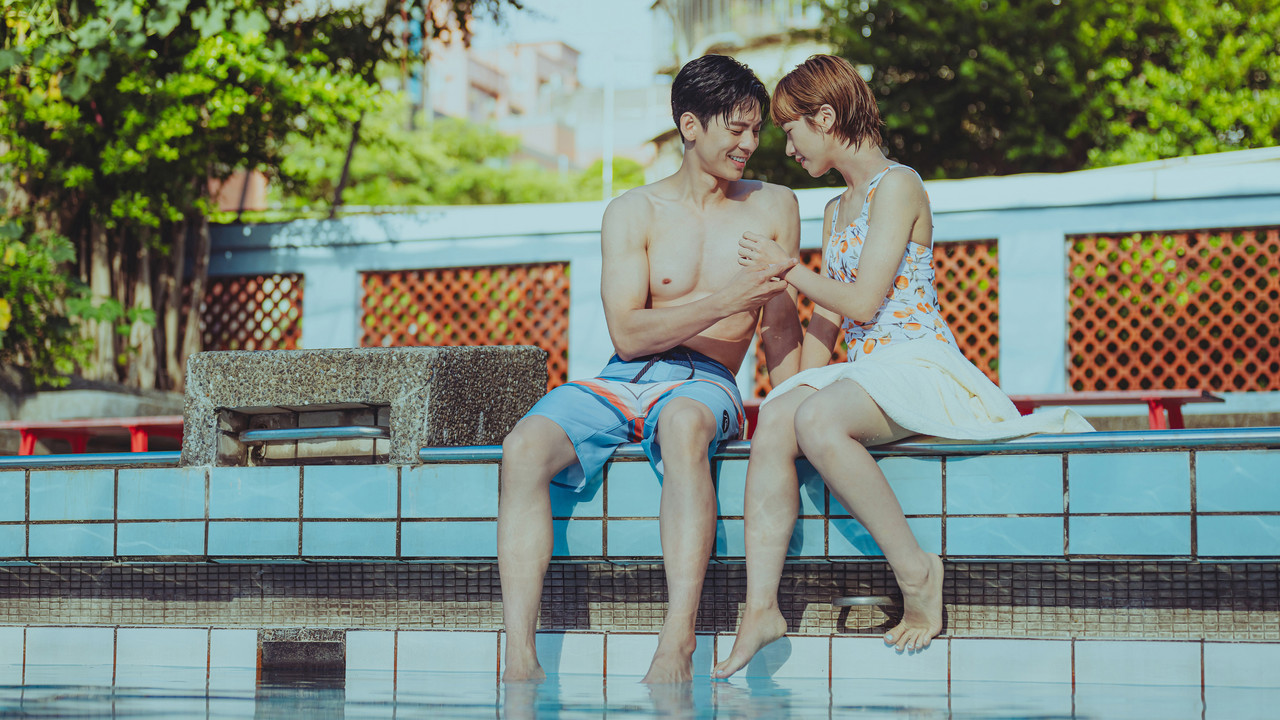 At the Moment 1. Sezon 8. Bölüm izle