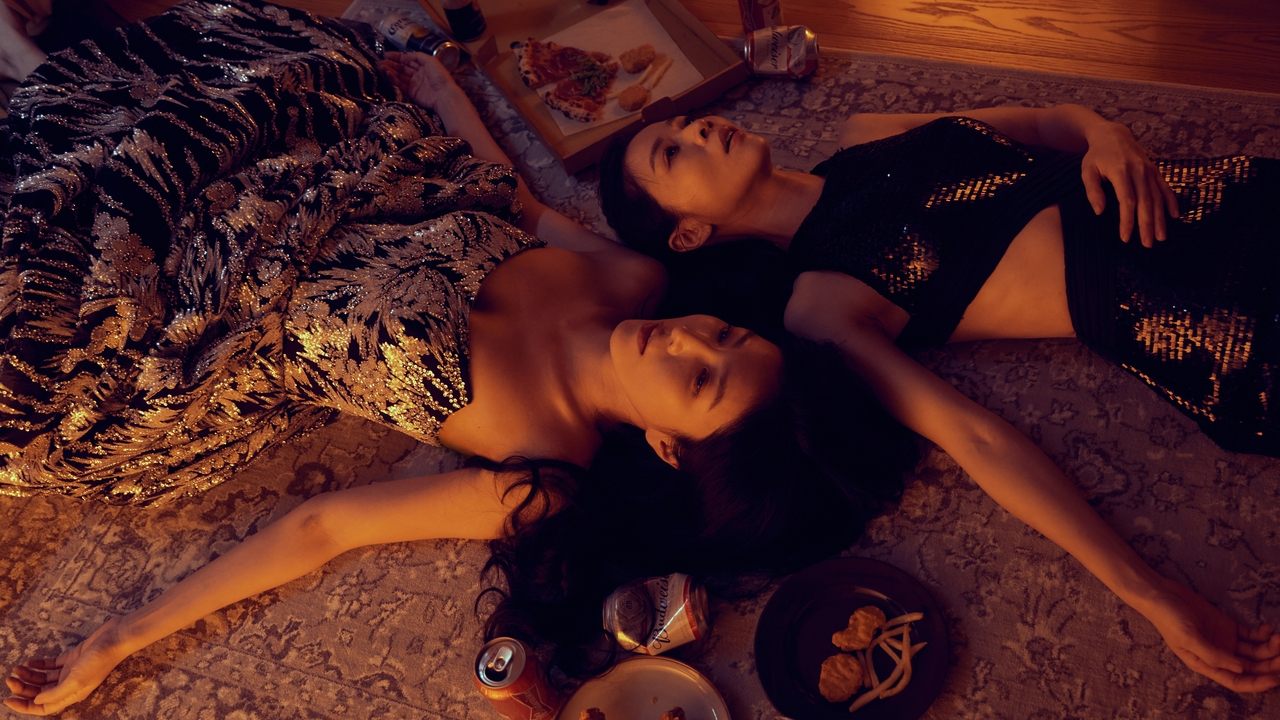 Born for the Spotlight 1. Sezon 12. Bölüm izle