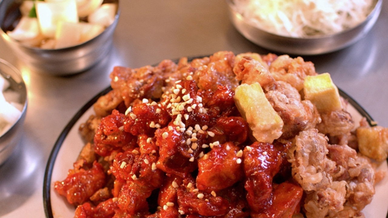 Korean Fried Chicken Rhapsody 1. Sezon 2. Bölüm izle